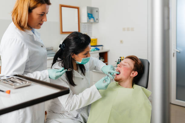 Best Weekend Emergency Dentist in Toppers, OK